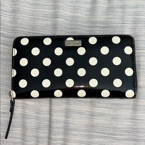 Kate Spade polkadot wallet!